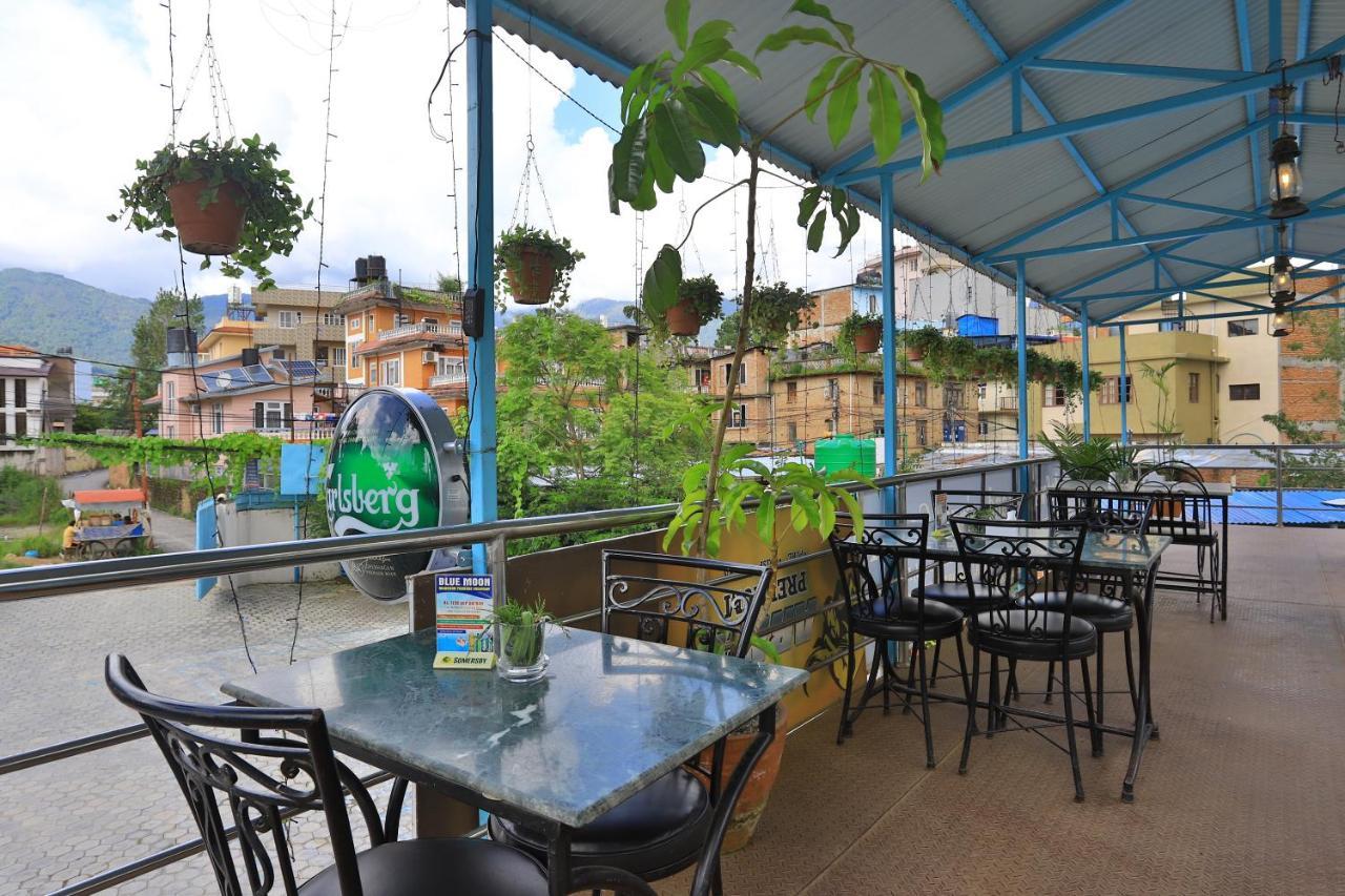 Oyo 591 Hotel Blue Moon Dharampur Exterior foto